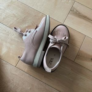 Blush girl shoes